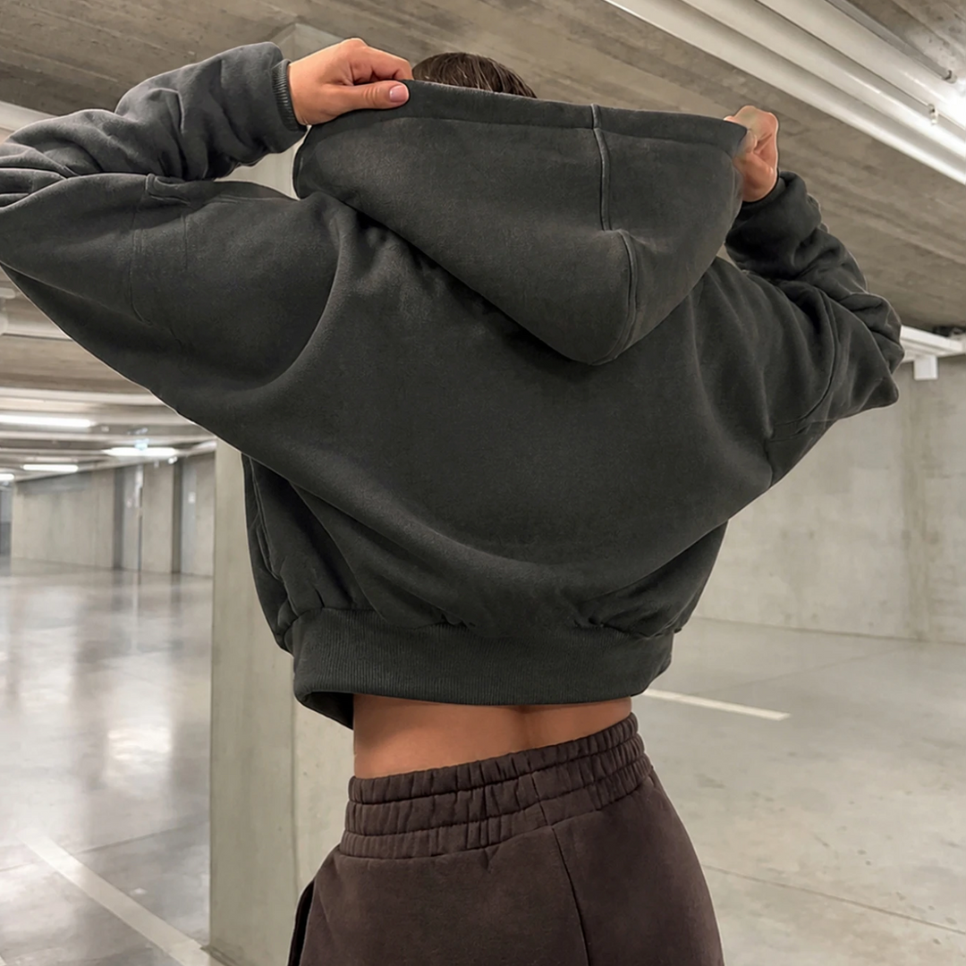 Hoodies & Sweaters