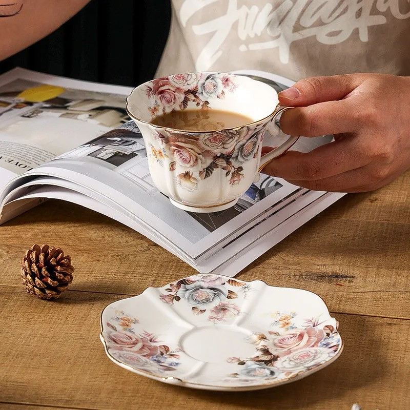 Golden Rose Ceramic Set