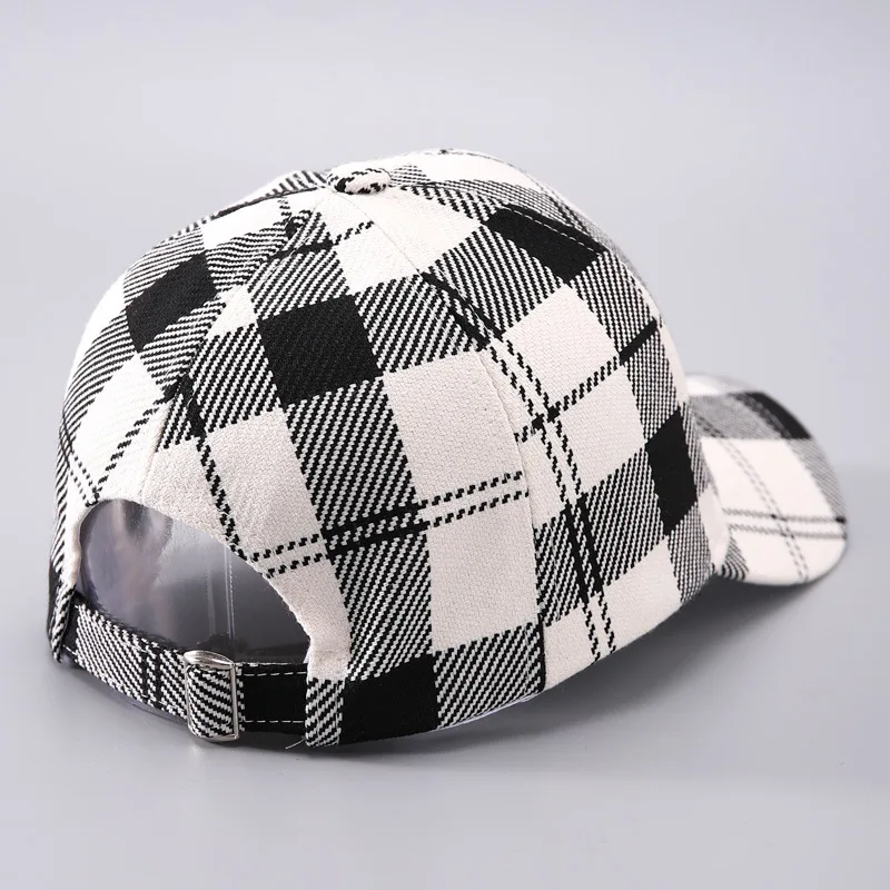 Hardwell Plaid Cap